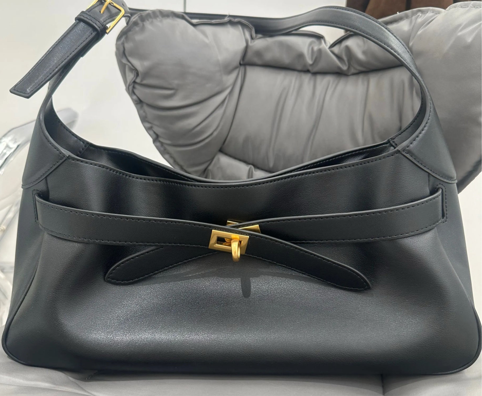 Belle Noir Shoulder Bag